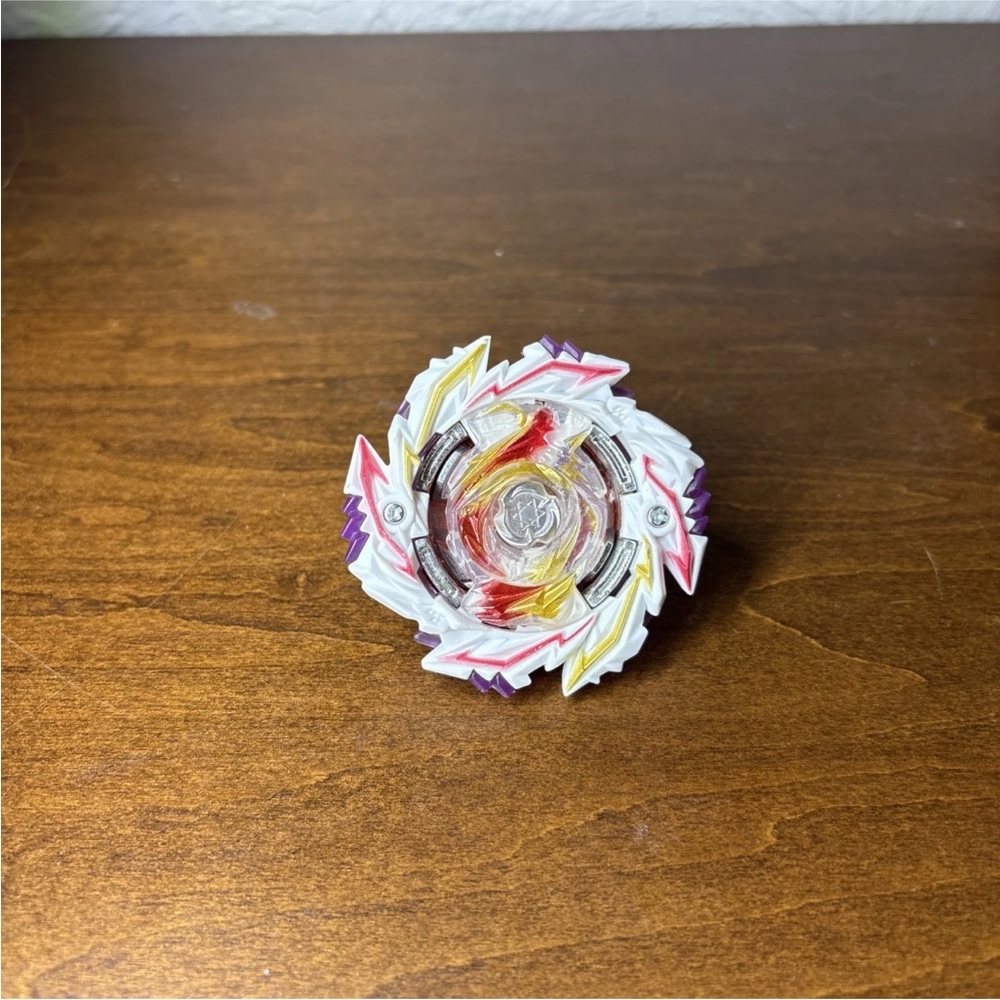 Takara Tomy RARE Beyblade B-170
Abyss Diabolos 5 Fusion Burst